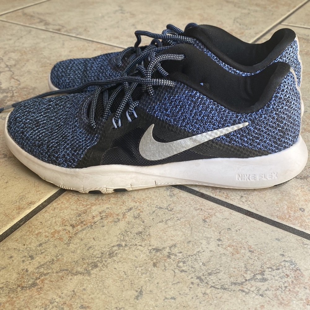 Women's Nike Flex Trainer size 6.5
